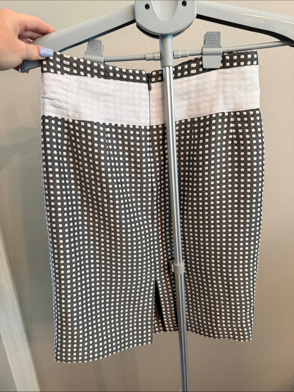 ANTONIO MELANI Gray and White Polka Dot Pencil Skirt - Picture 3 of 7